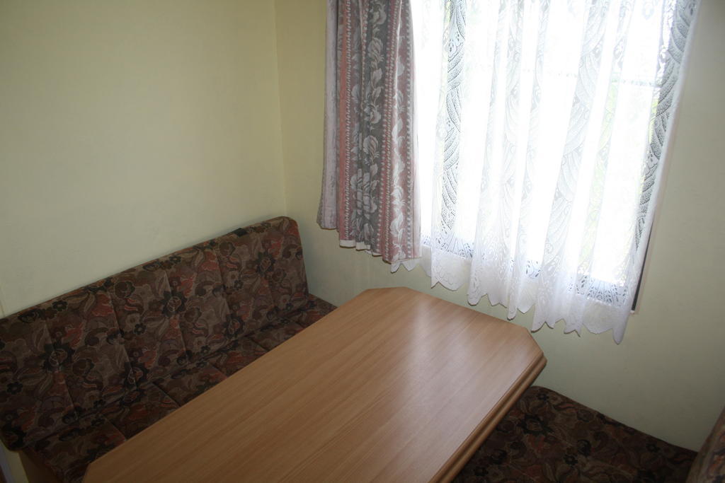 Guest House Kalnu Pupoli Šenheida Quarto foto